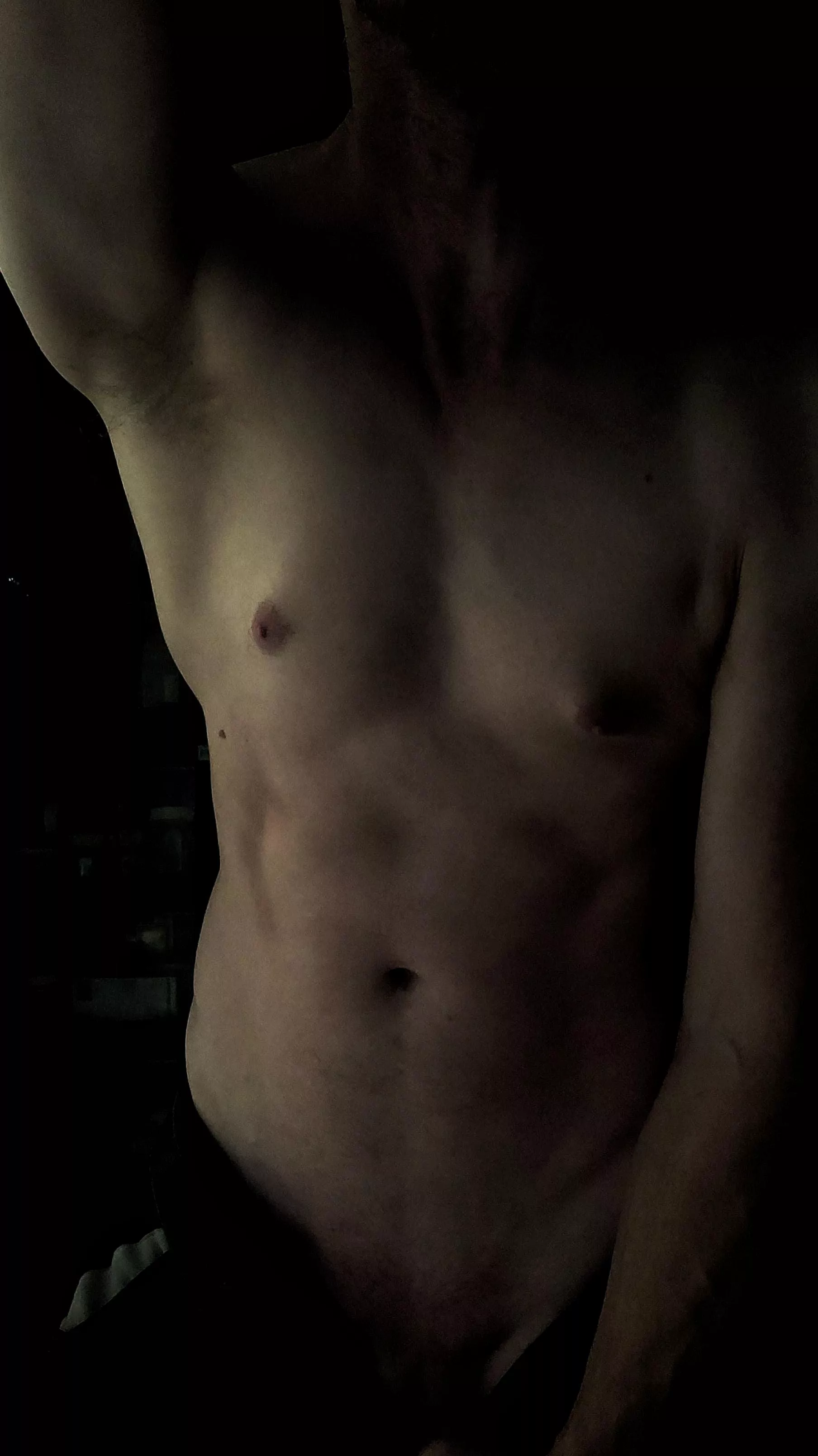 I have the best Mothers Day gift for you😏 Complete alone time. Also cocktails