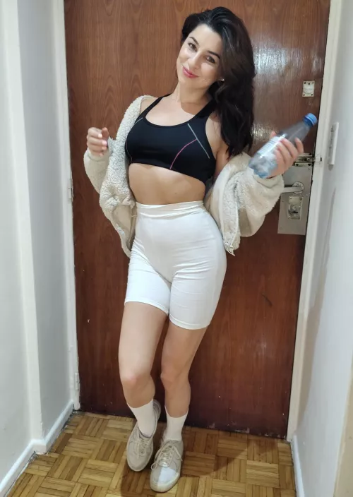 If you win the race i'll be your slave on Friday 