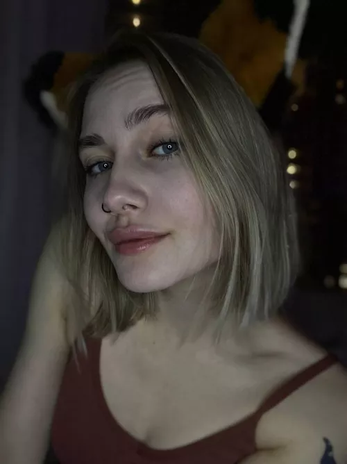 I'll be a good girl for daddy