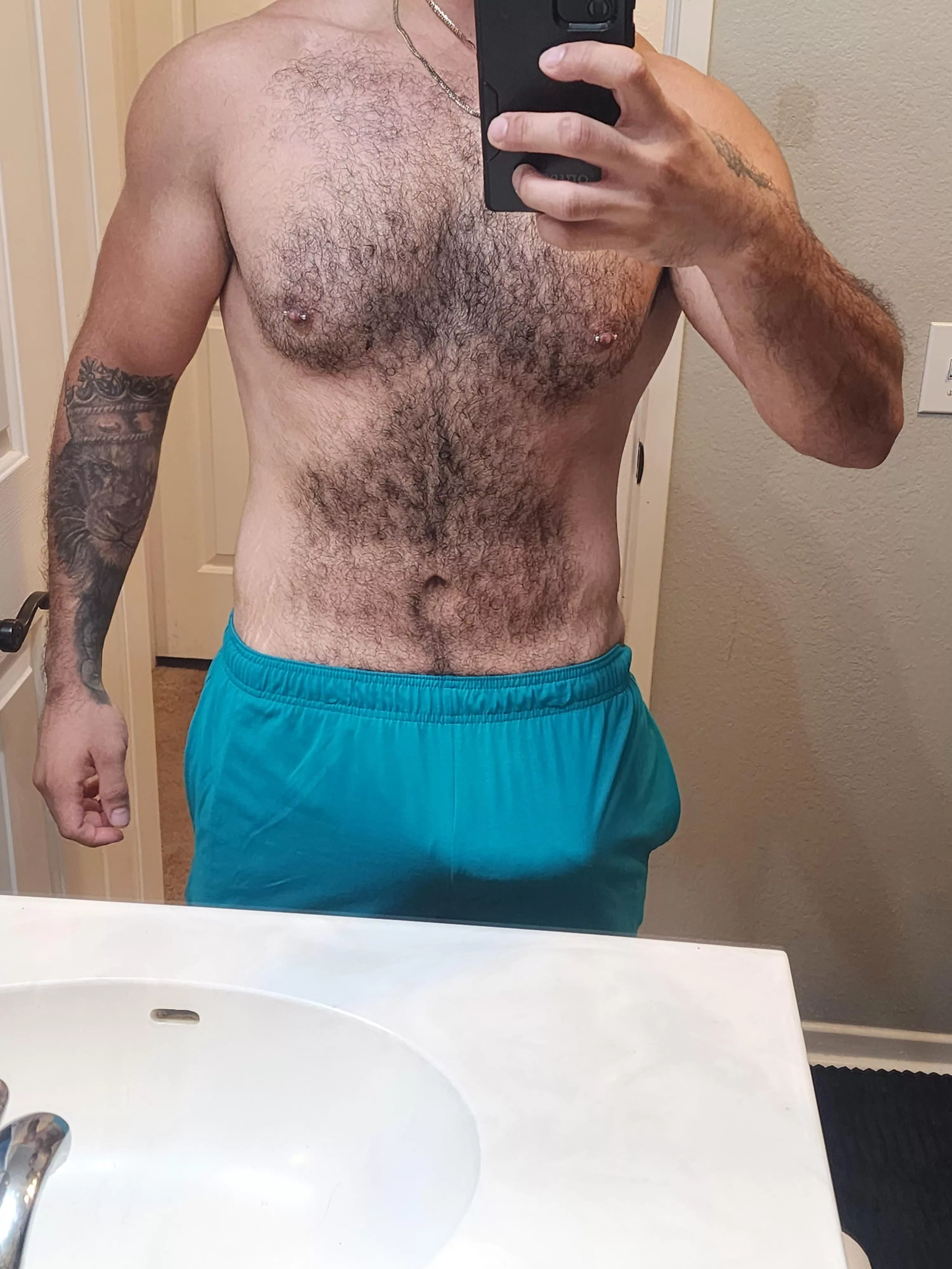 I'm not sure if this color looks good on me 🥺