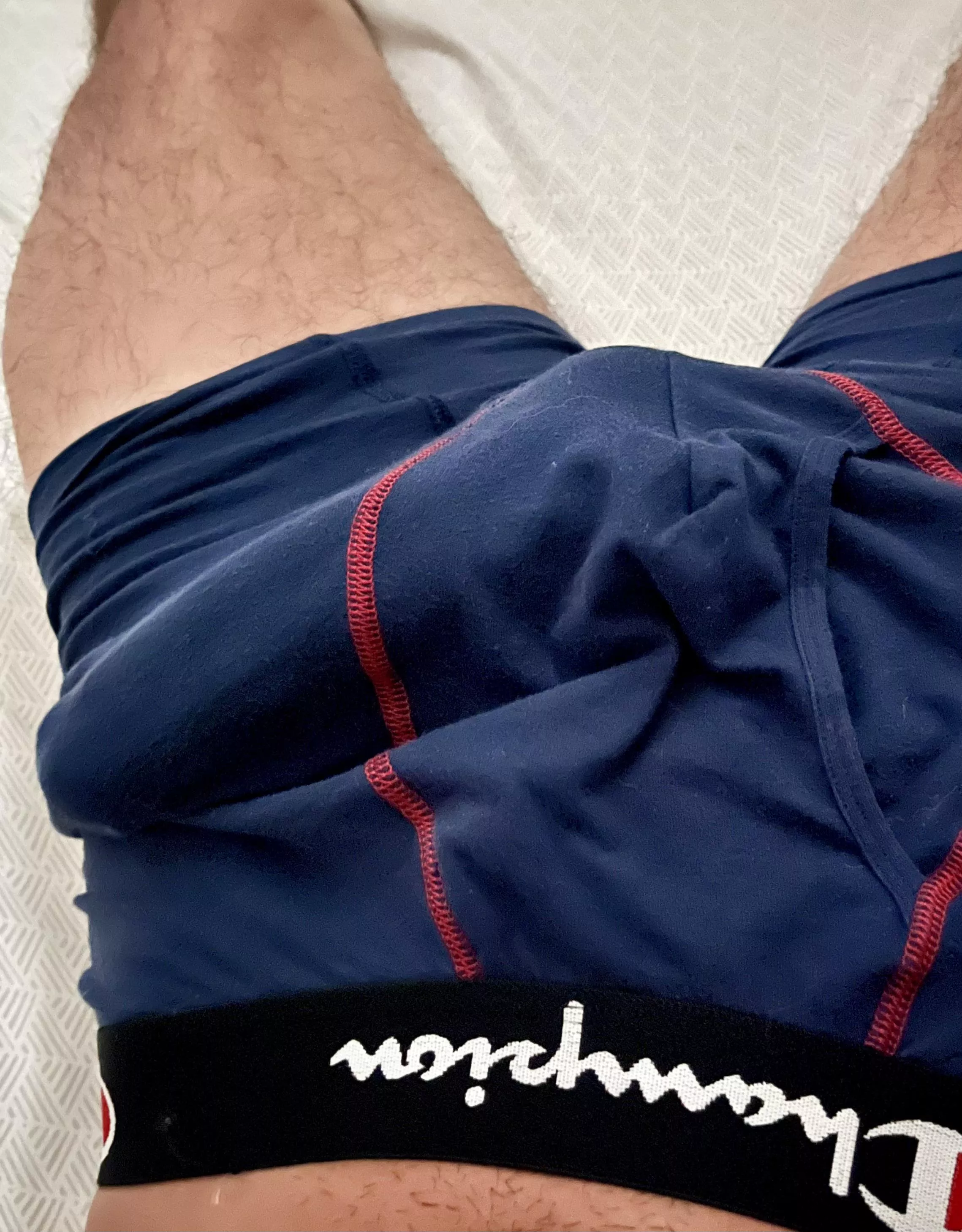 My outline passes my hip ;)