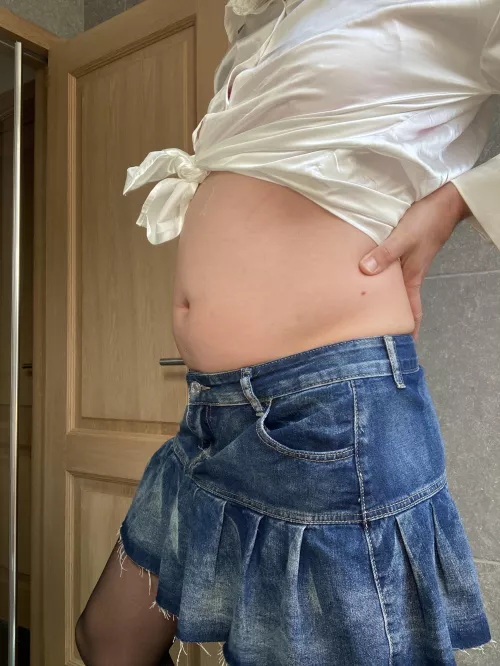 Nice belly inflation enema to get myself reading for an afternoon of play ☺️