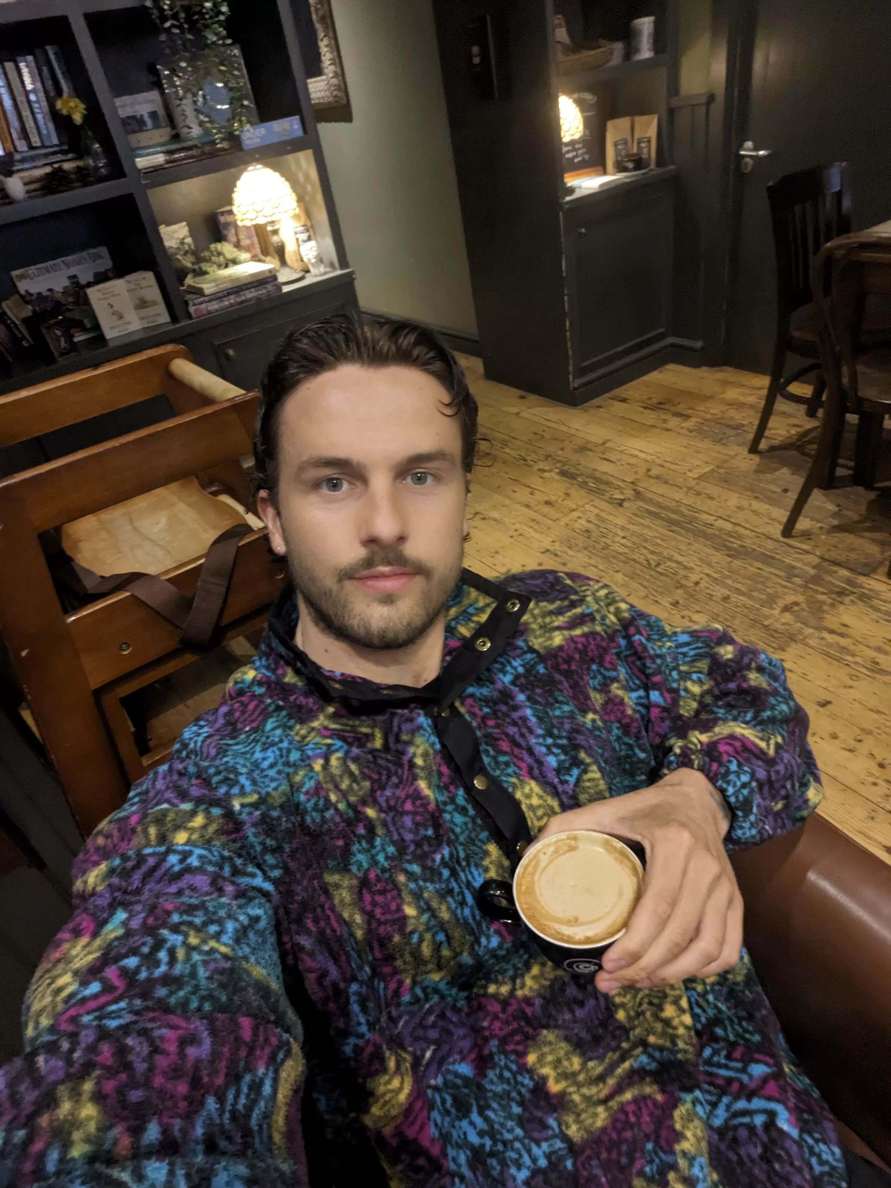 Out for coffee! Have a great day everyone ☕