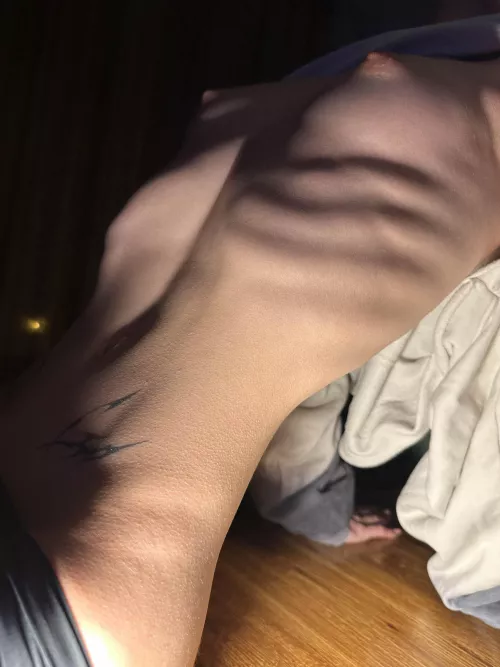 Perfect ribs for your tongue to play with