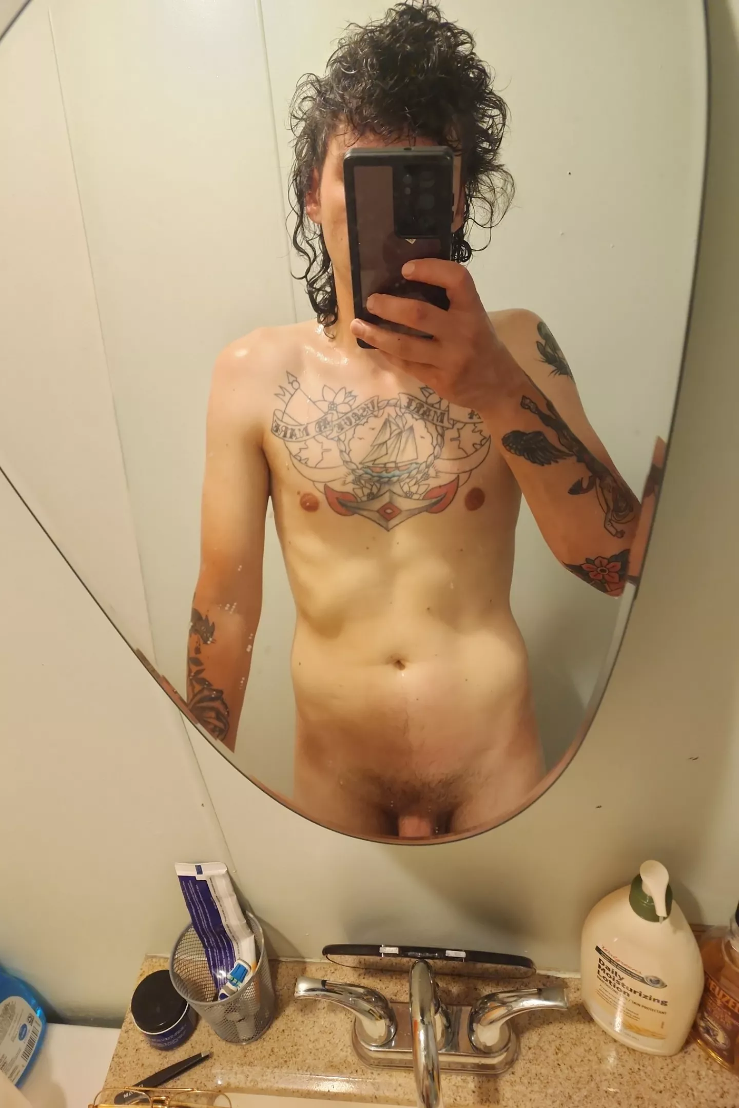 Post-shower mirror pics are my favorite 