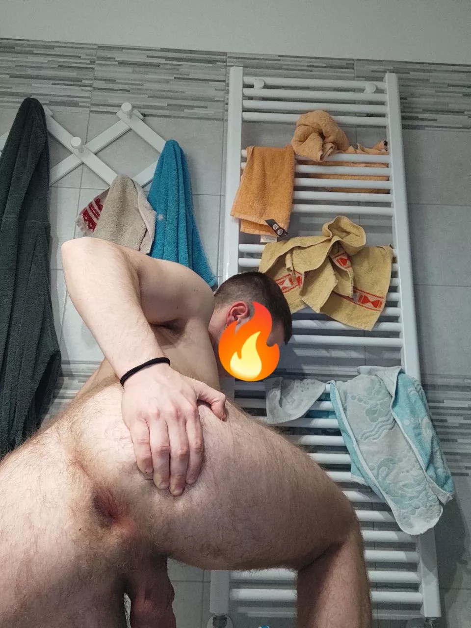 [20] who wants to see more?