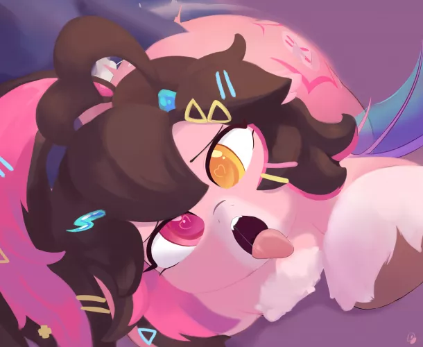 A new comm (art by me)