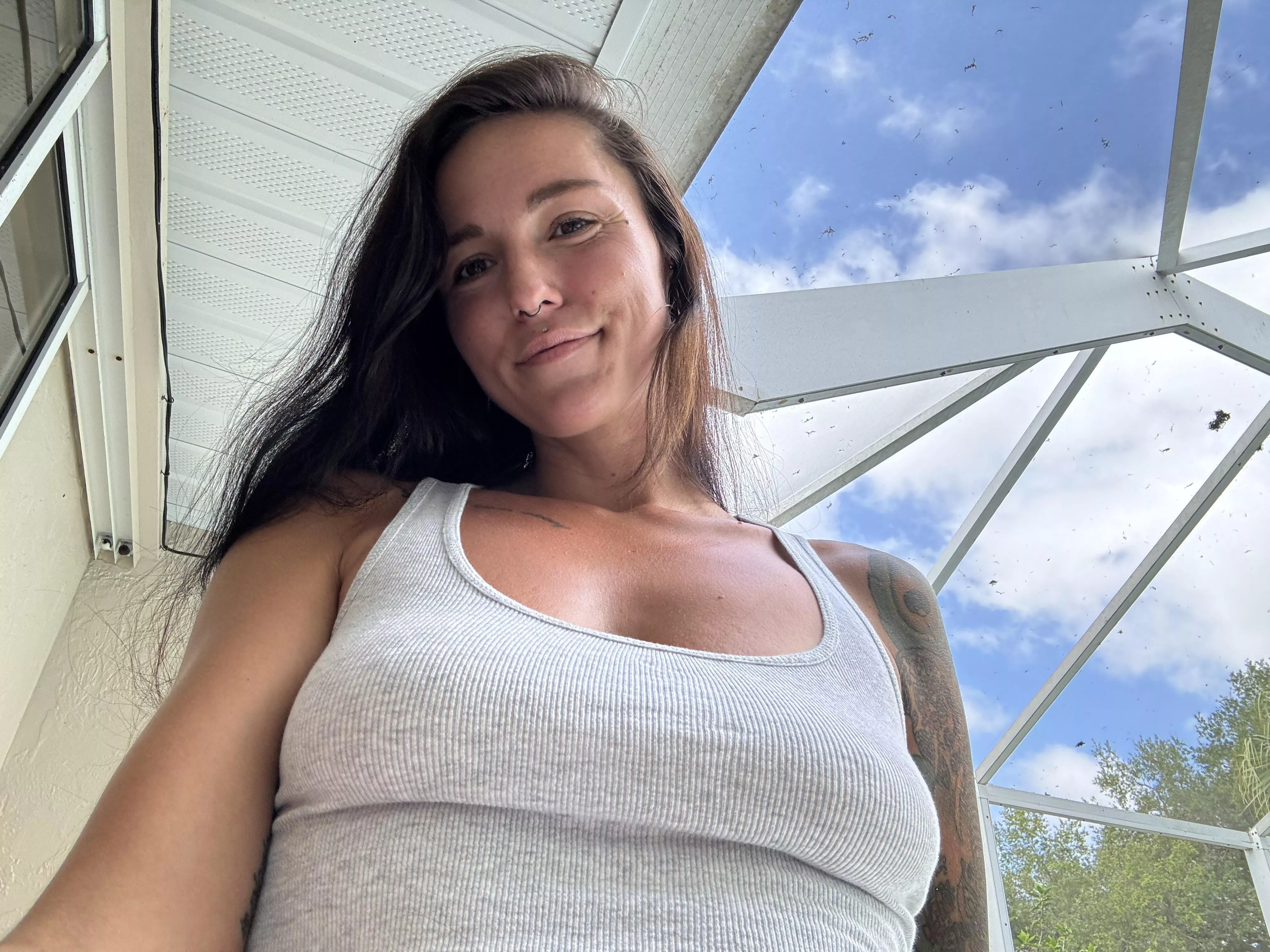 braless in the sunshine :)