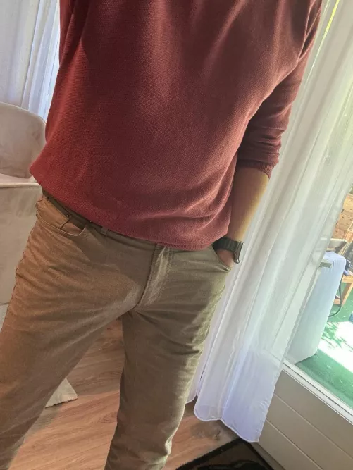 Business outfit .. but also very comfy (50)