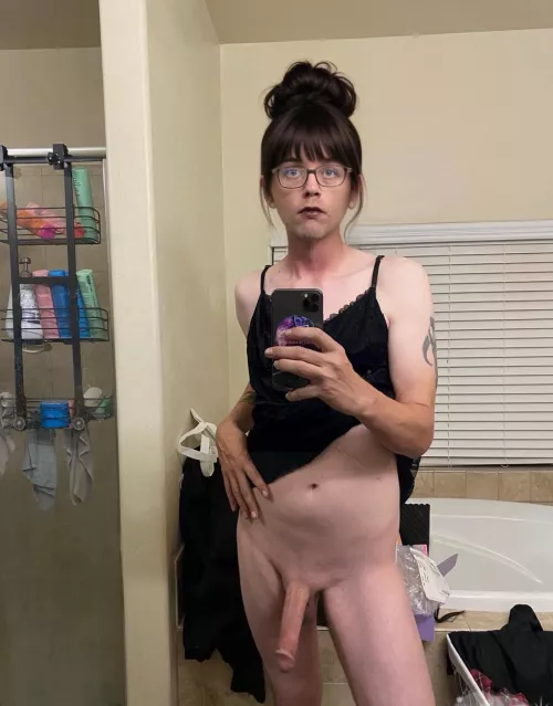 Hope my face isn’t a turn off getting more comfortable here😊