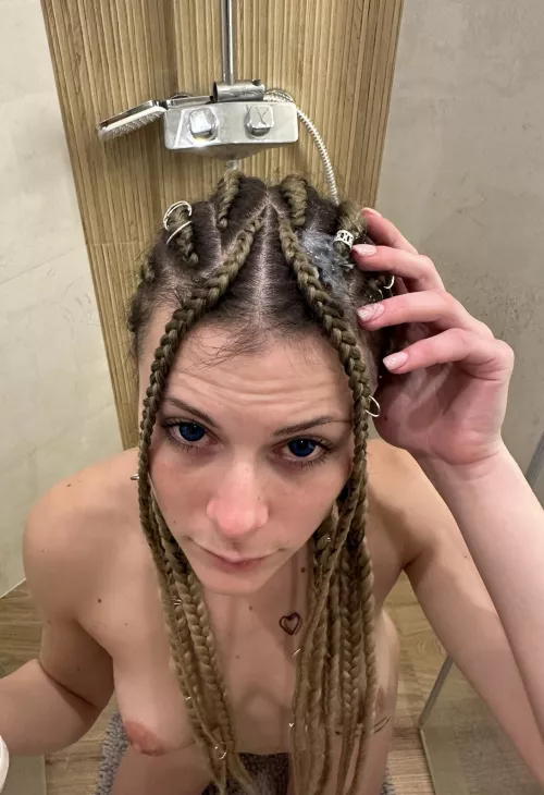 I love nude manicure because it looks natural