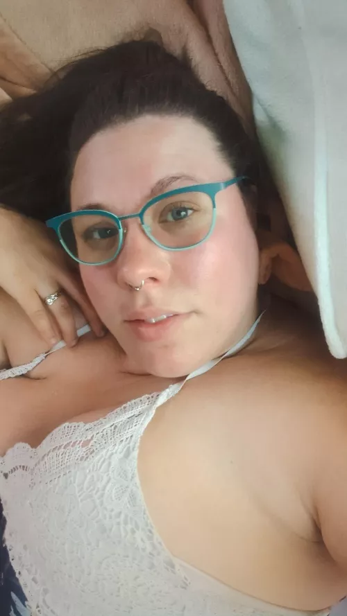 I meant to be gardening, but I was feeling myself. 📷✨