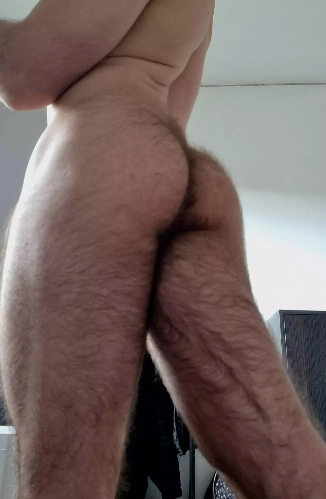 I rarely take photos of my ass because it's too hairy, do you like it?