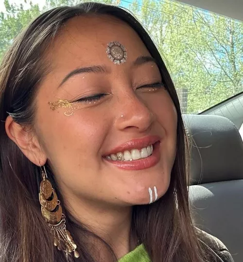  Vietnamese and German 