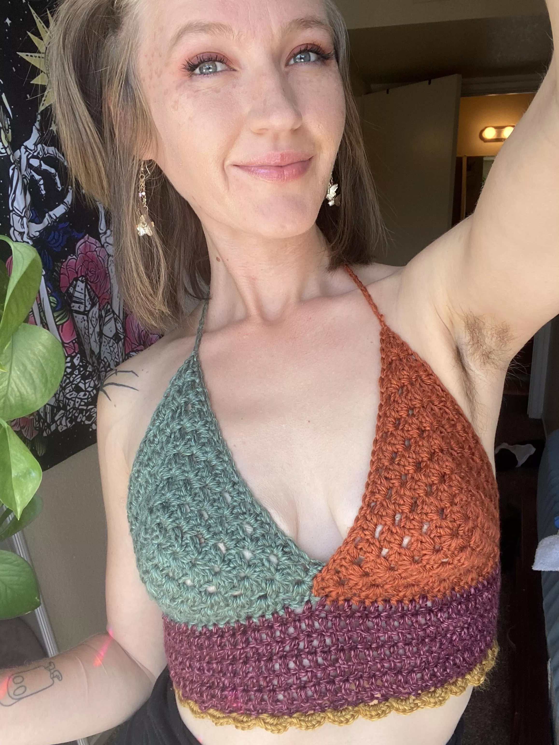 Your dick would get so hard by the scent of my sweaty pits 