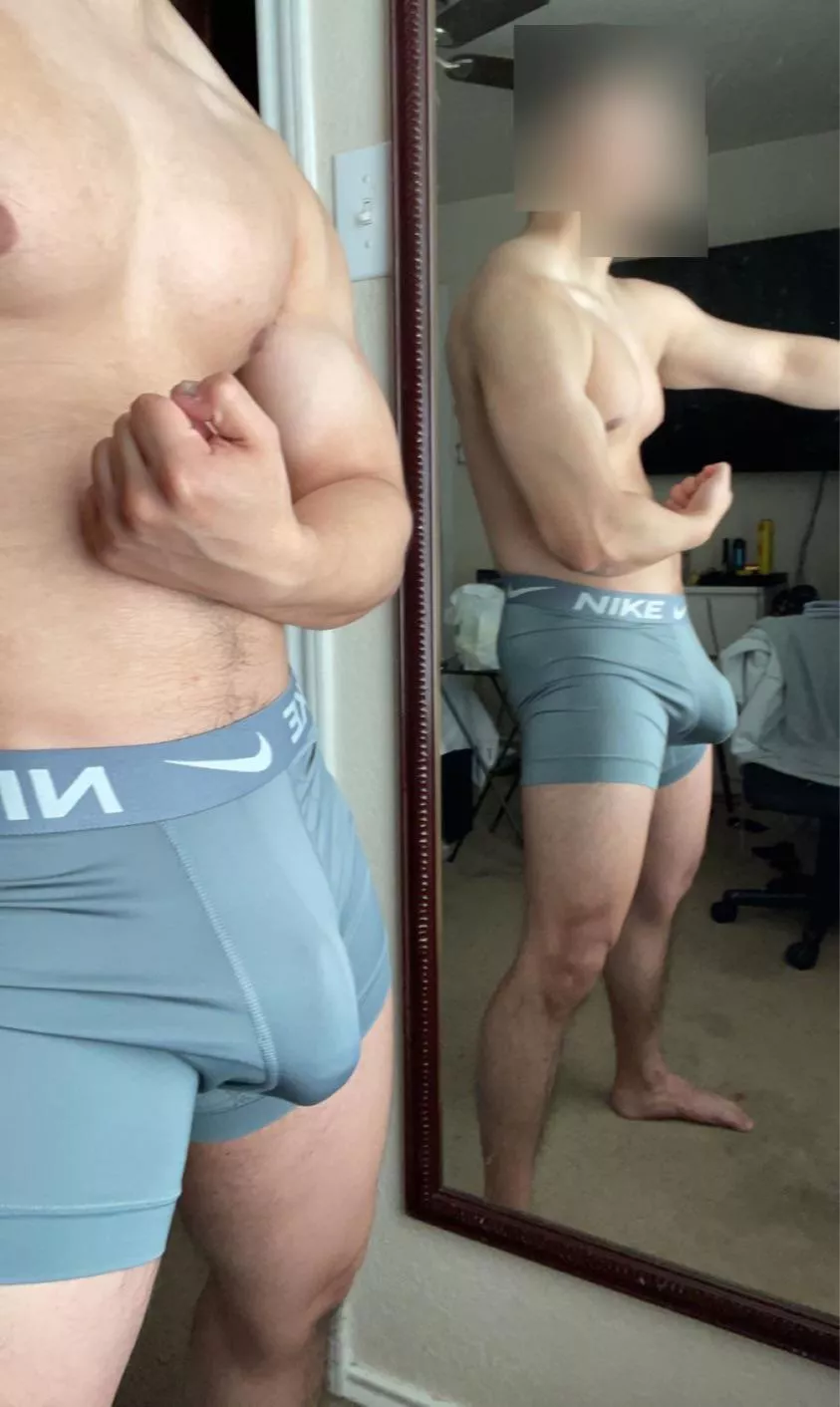 26M DMs open. Slide in the DMs and ask for the snap. Might even show face