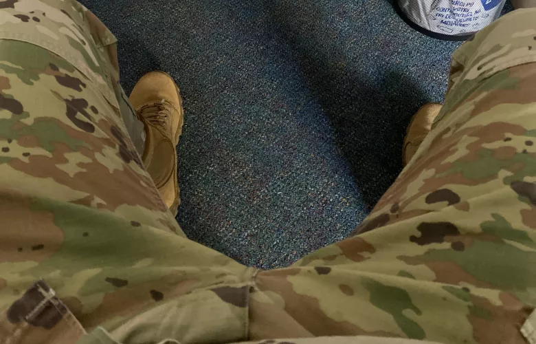 [32] who’s cuming to my desk?