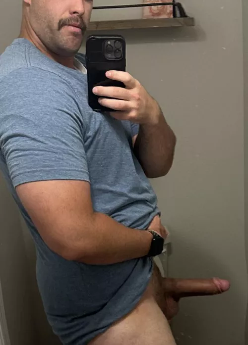 (33) a thick dad and decent dick your thing? 