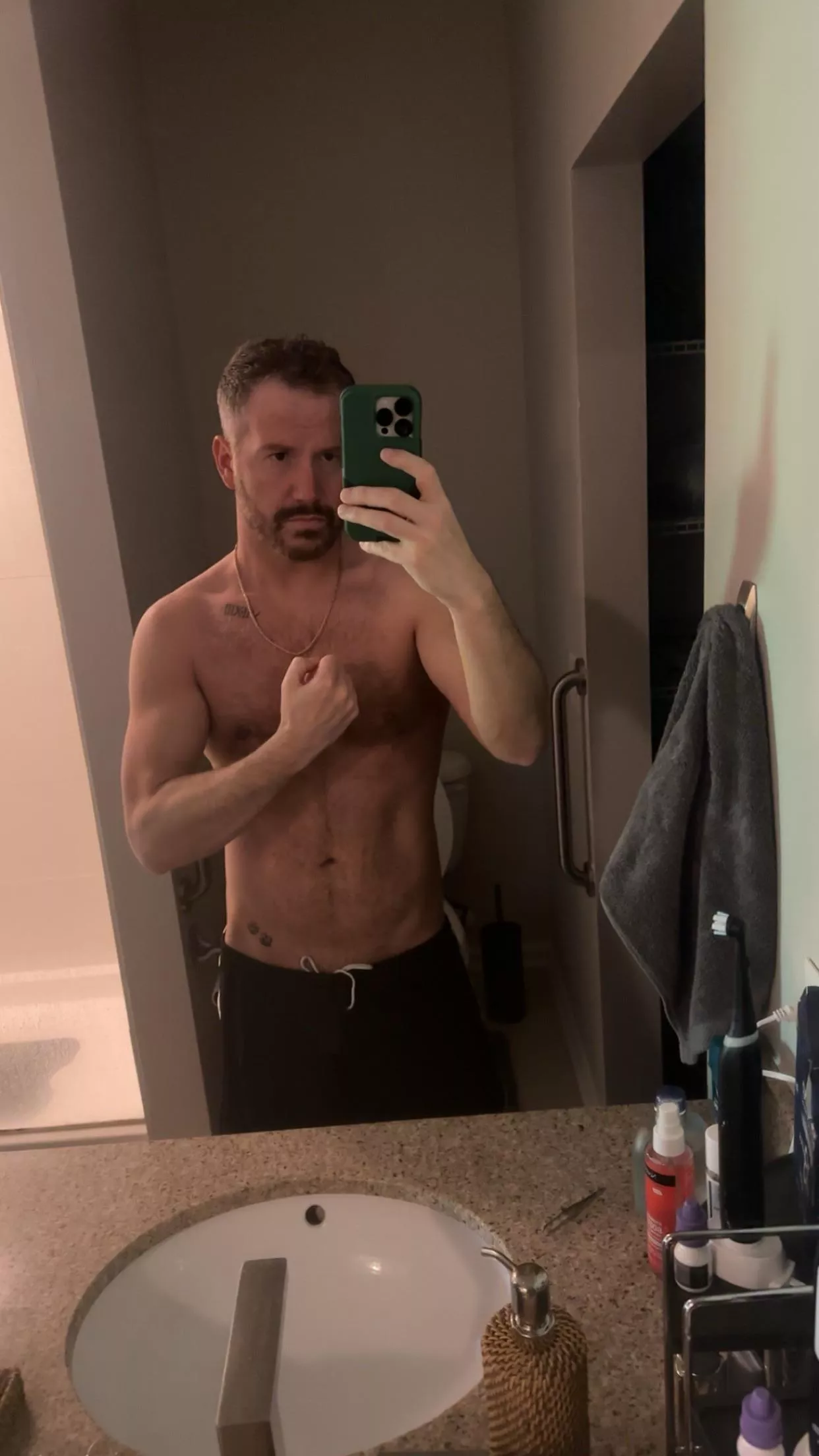 A little post-gym pump for ya