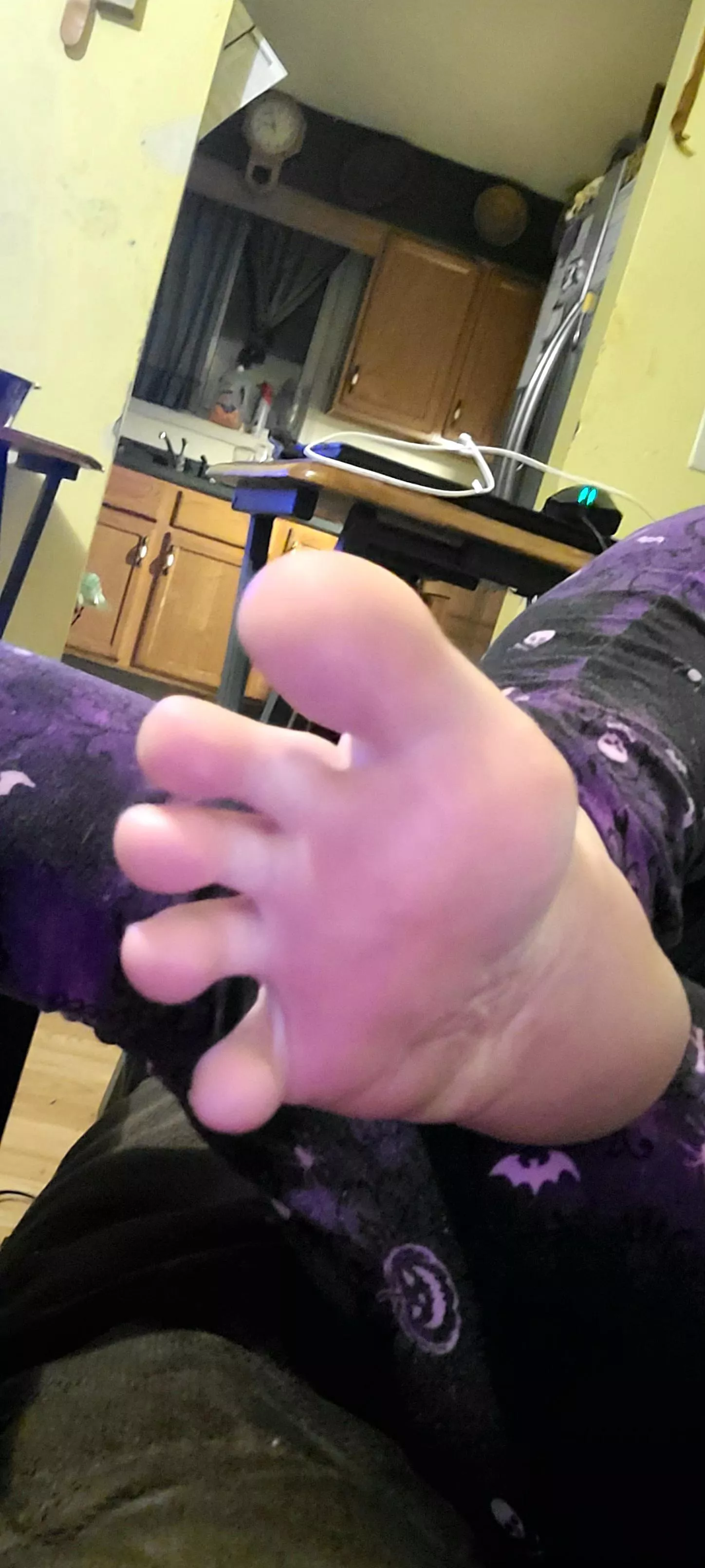 Be careful! My feet have been known to make people fall head over heels for them! 