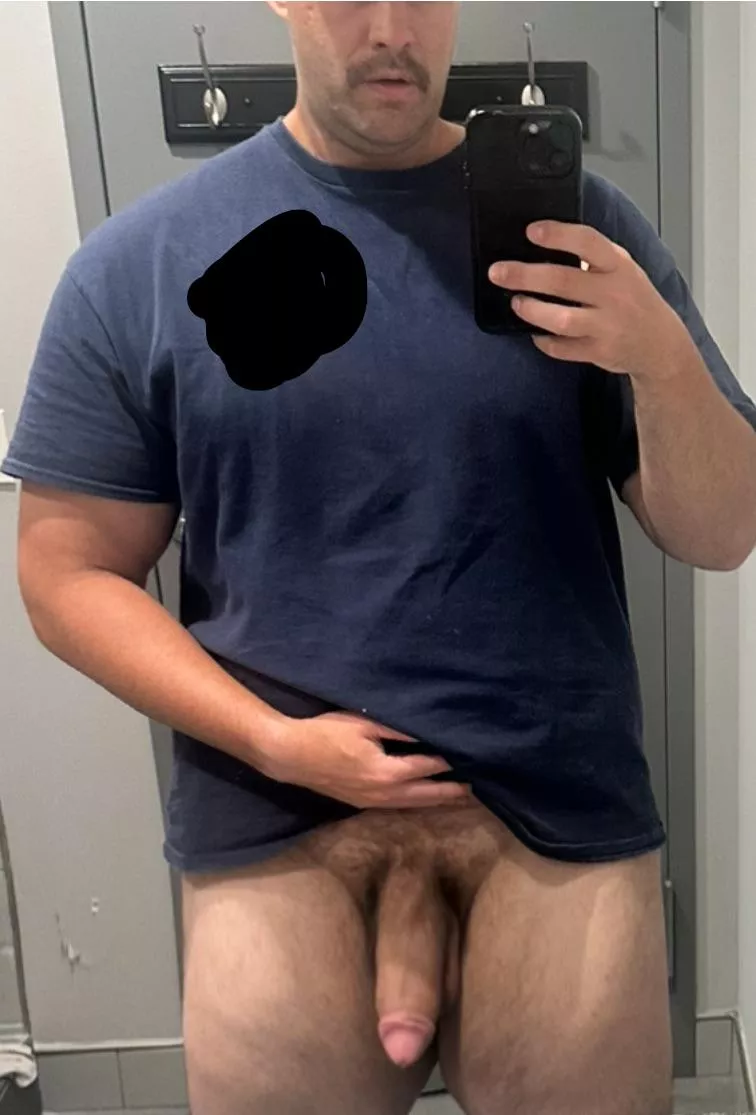 Chubby guy and chubby dick? 