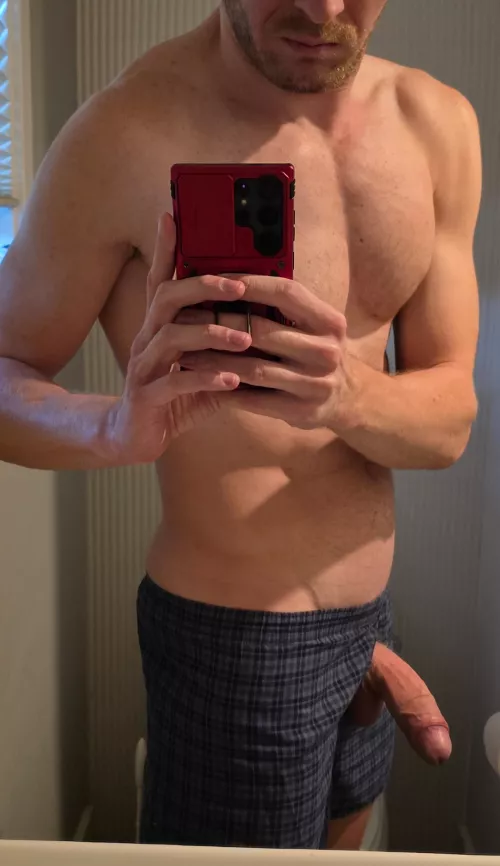 Cosy Tuesday. DM is open. 