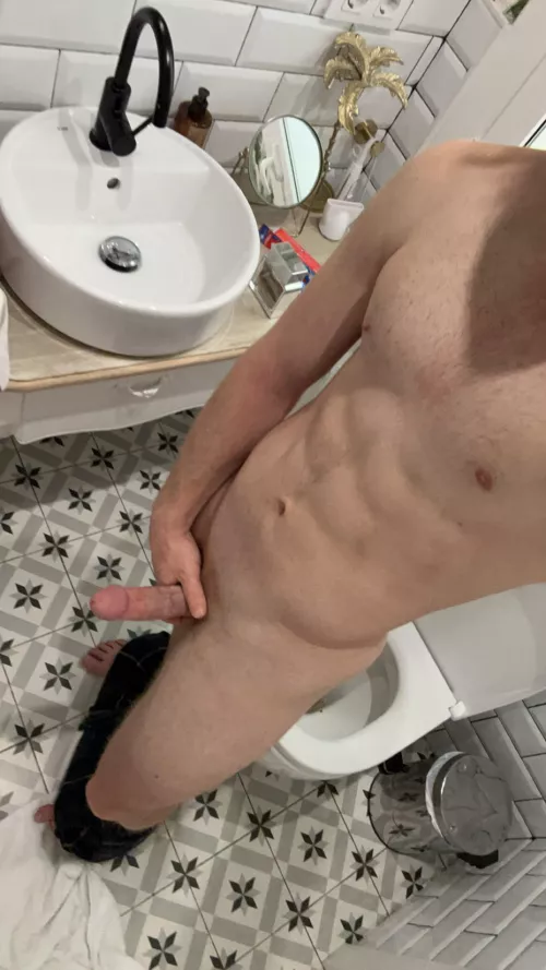 femboys fatasses twinks bottoms hmu w pics pls ;)