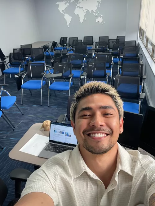 Hello class, I'm your professor for today.