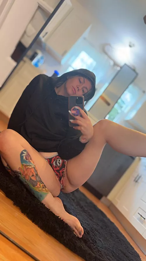 It’s time to make mommy cum 😈