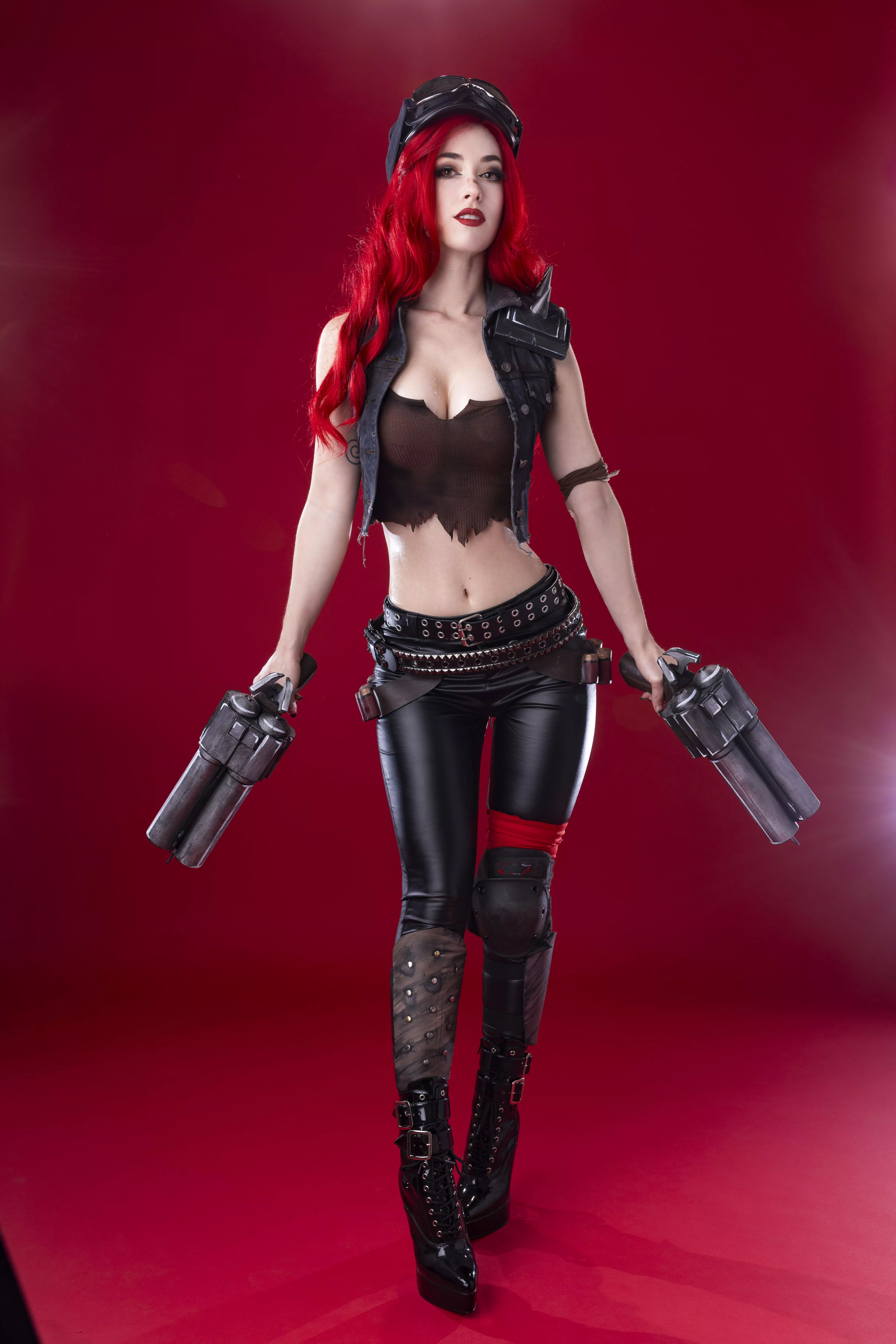 Miss Fortune Cosplay by (morganlefoycos)