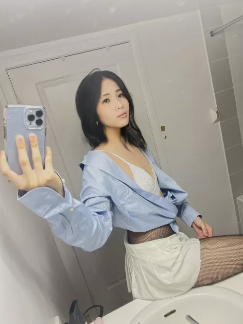 My club outfit tonight for my asian body hehe🤍🫶