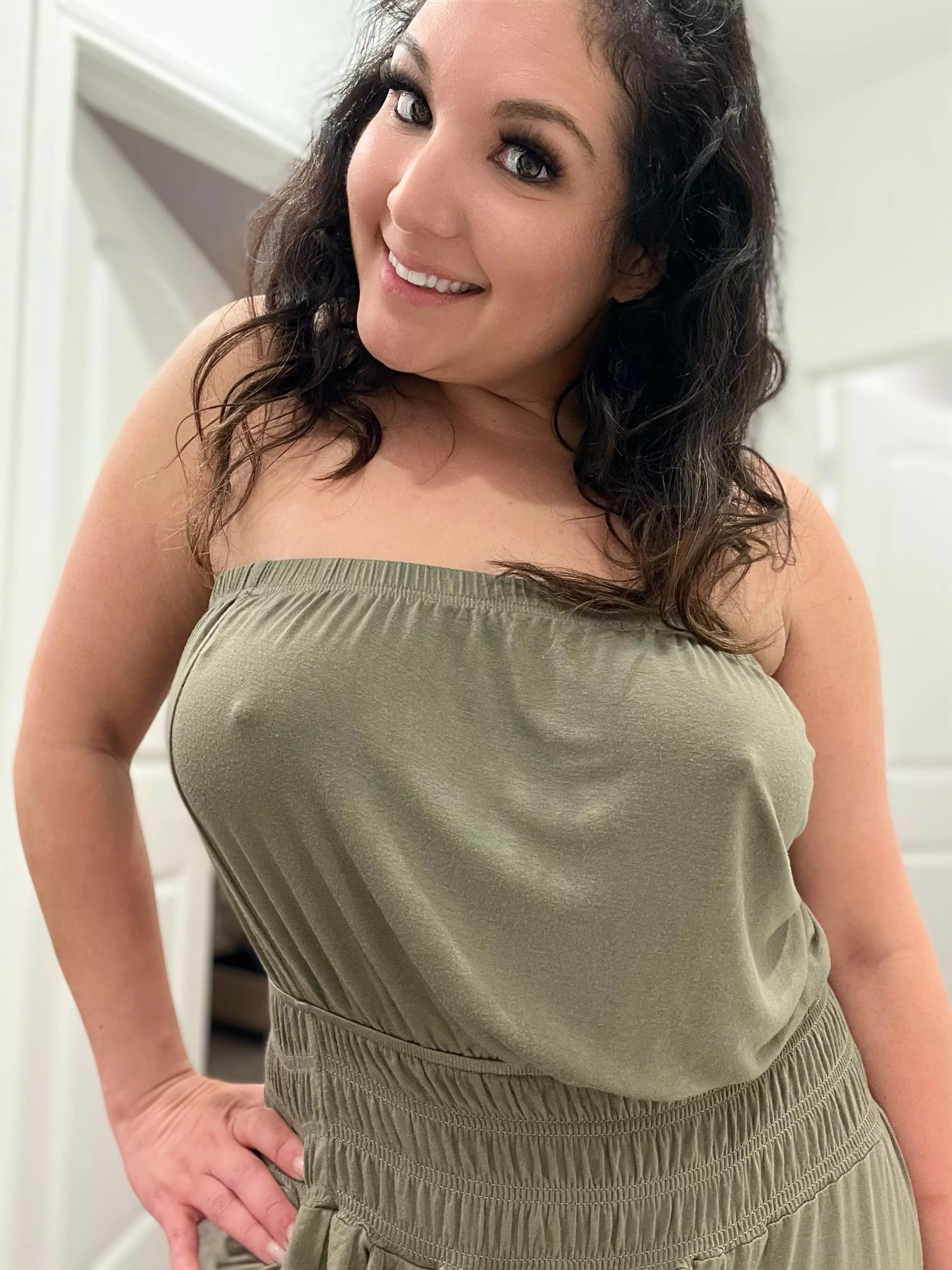 Oops I forgot to wear a bra today 