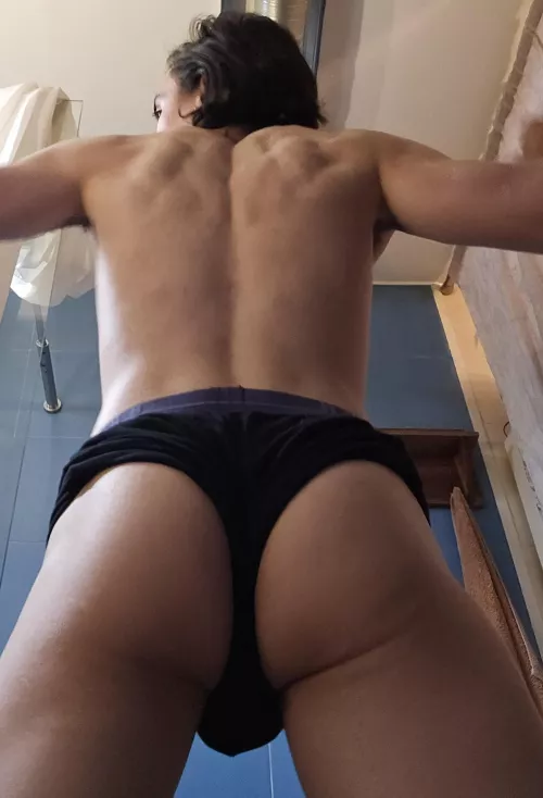 What do you like more 👉👌 or 👅? 