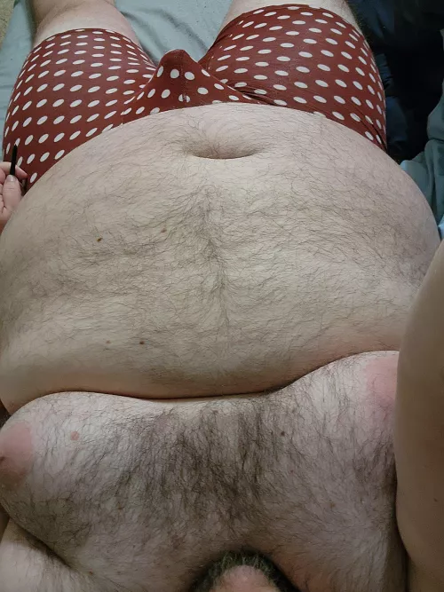 About to hit the shower if anyone wants to join😘