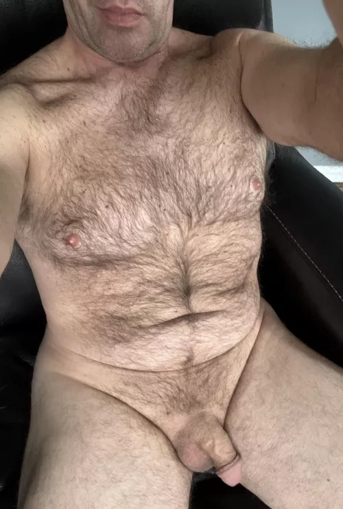 Anyone wanna sit on daddy’s lap?[47]