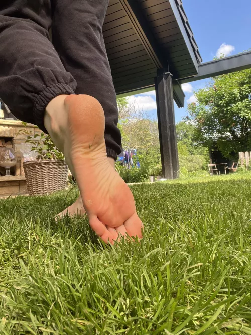 Following me like an obedient dog, loser?!😈