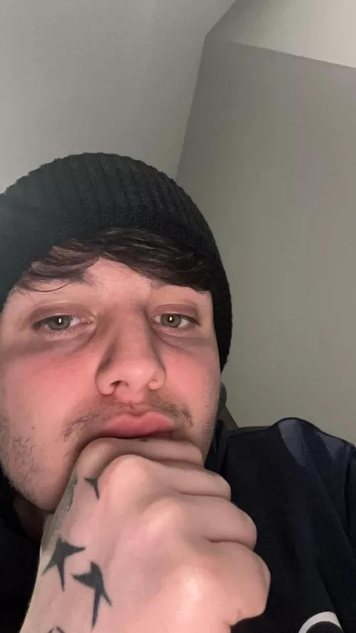 Fortnite anyone? XBOX user / DM for gamertag