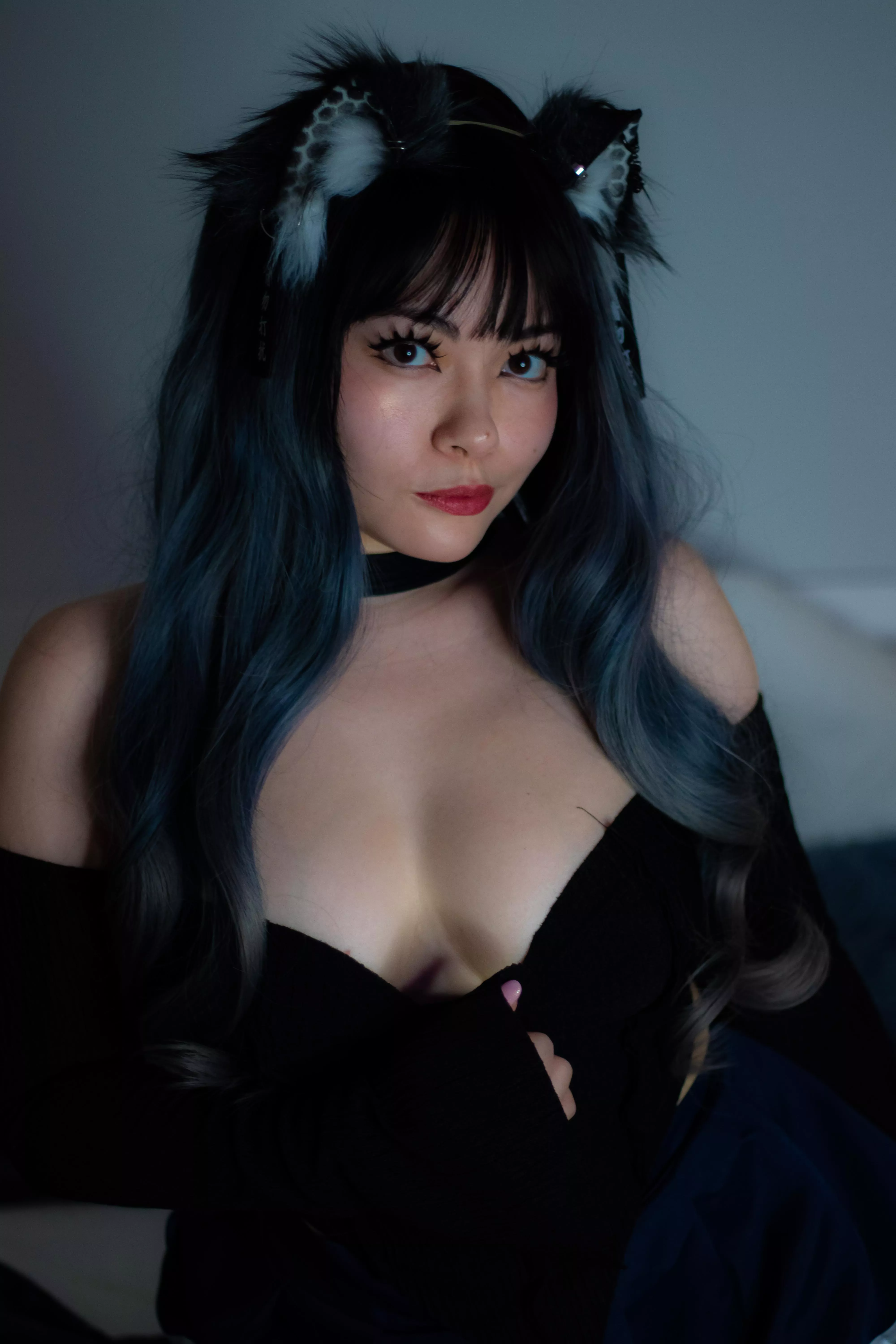 Guess who is back >.<