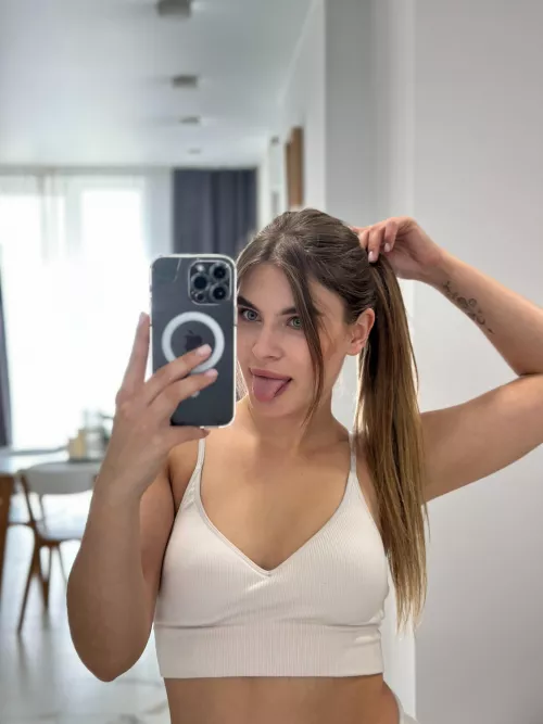 Having a lazy day today, selfies will motivate me to get moving