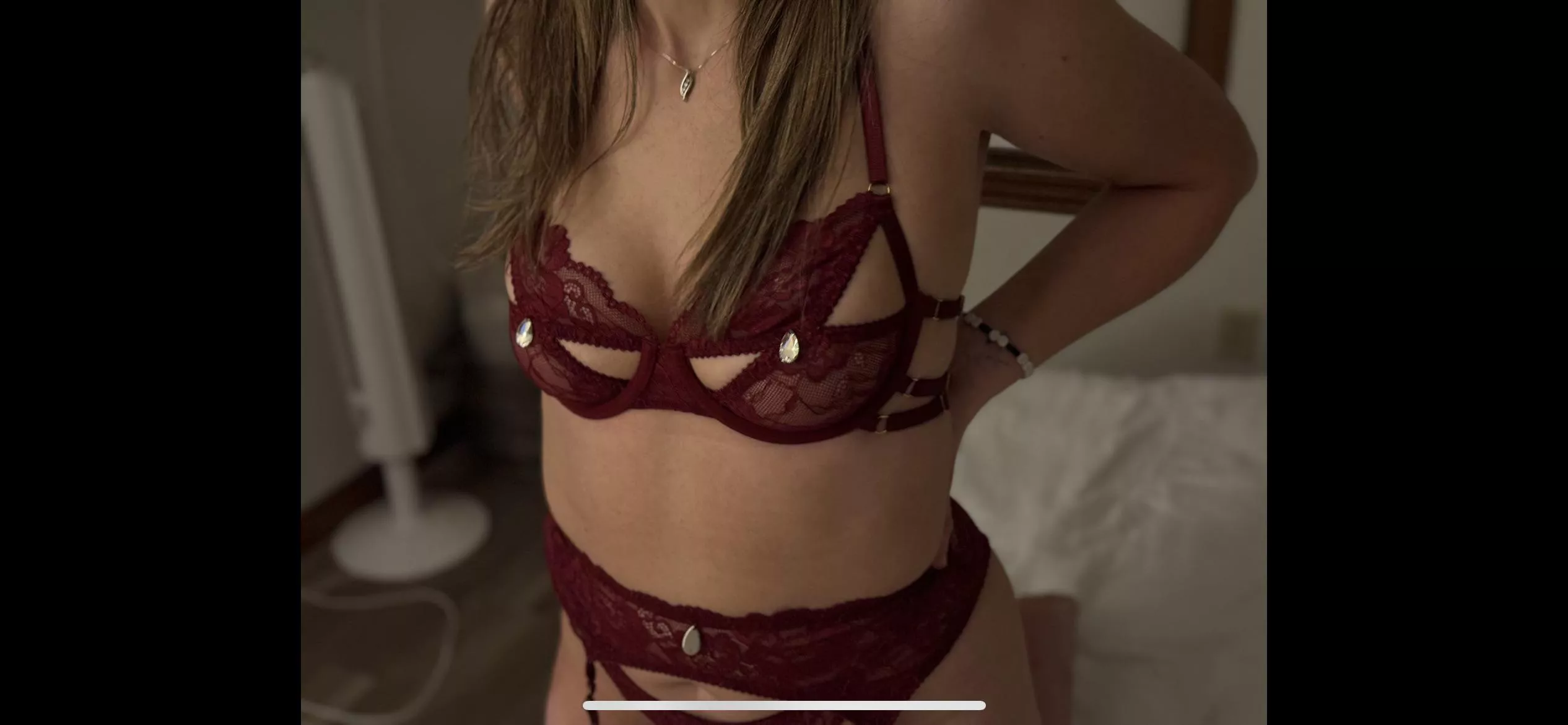 Having fun in my favorite color😘