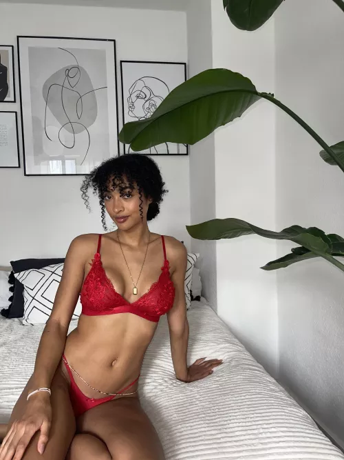 I would love to be your damsel in distress