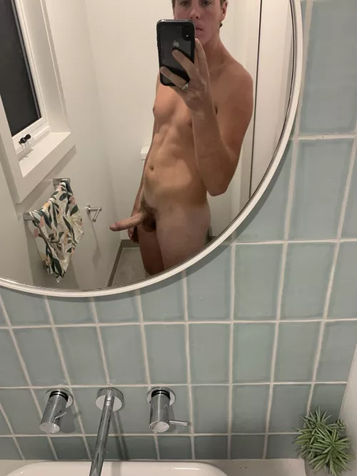 Just seeing if anyone likes young teens ??