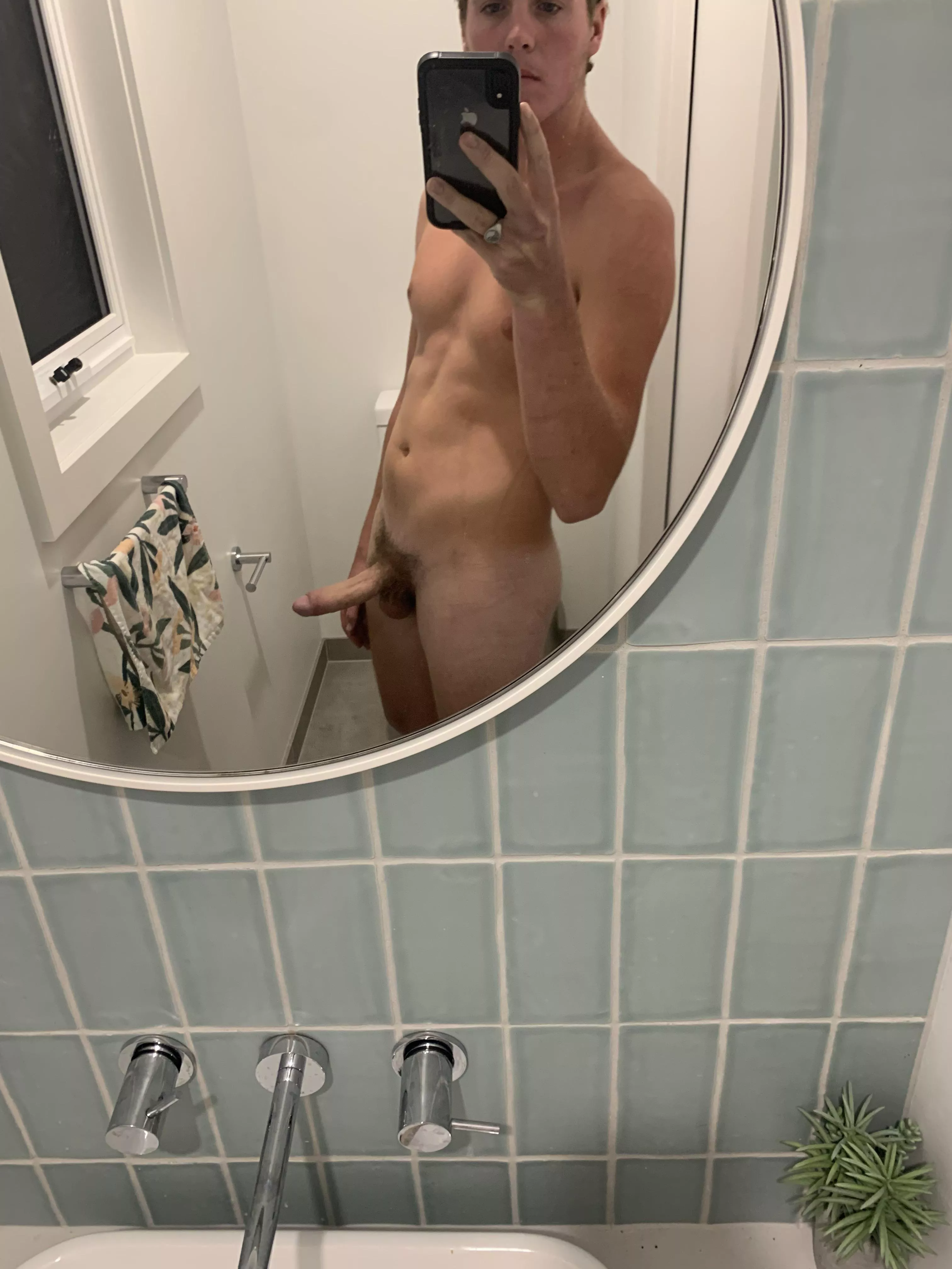 Just seeing if anyone likes young teens ??