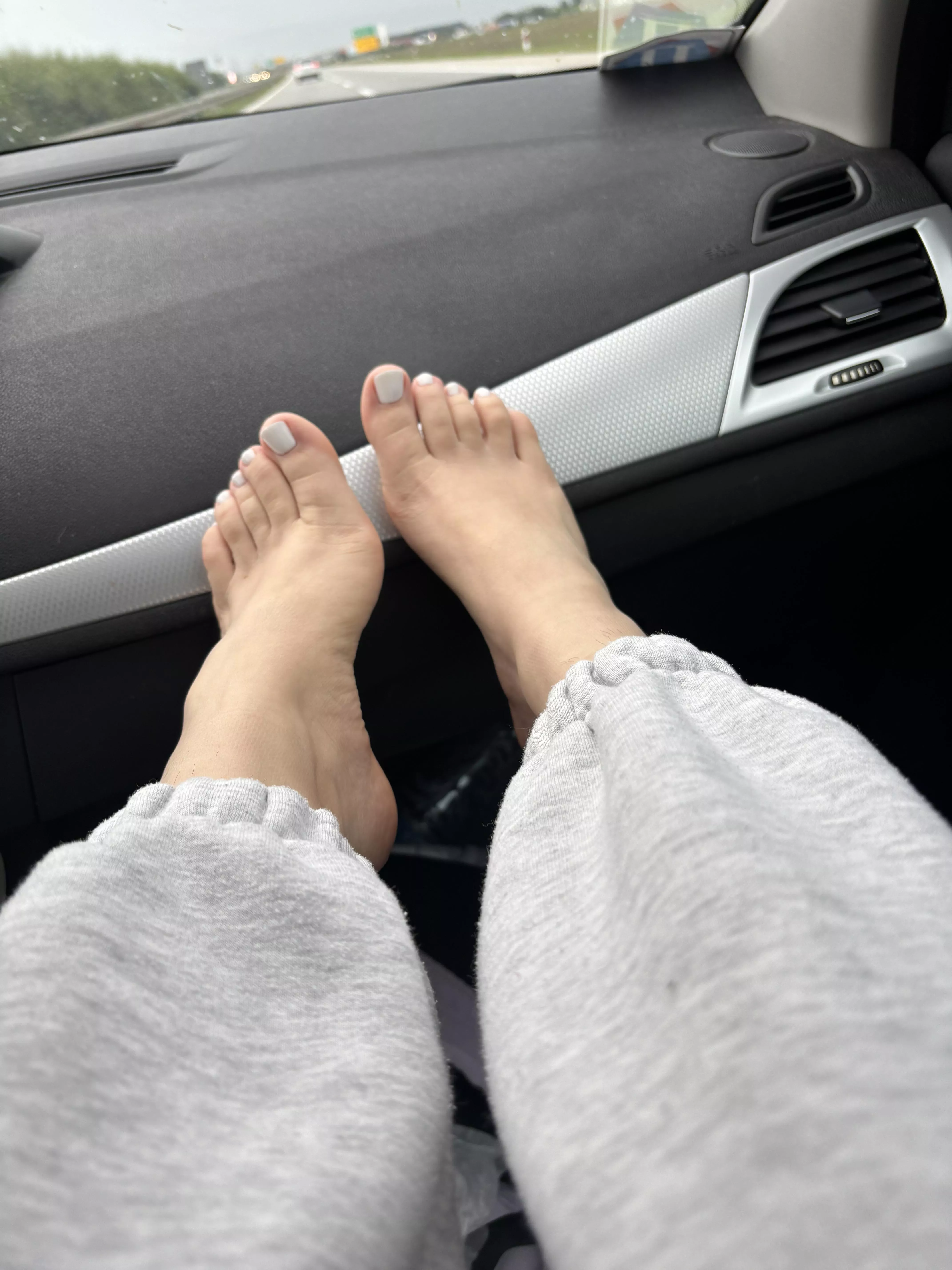 New pedi for passenger princess 🥰
