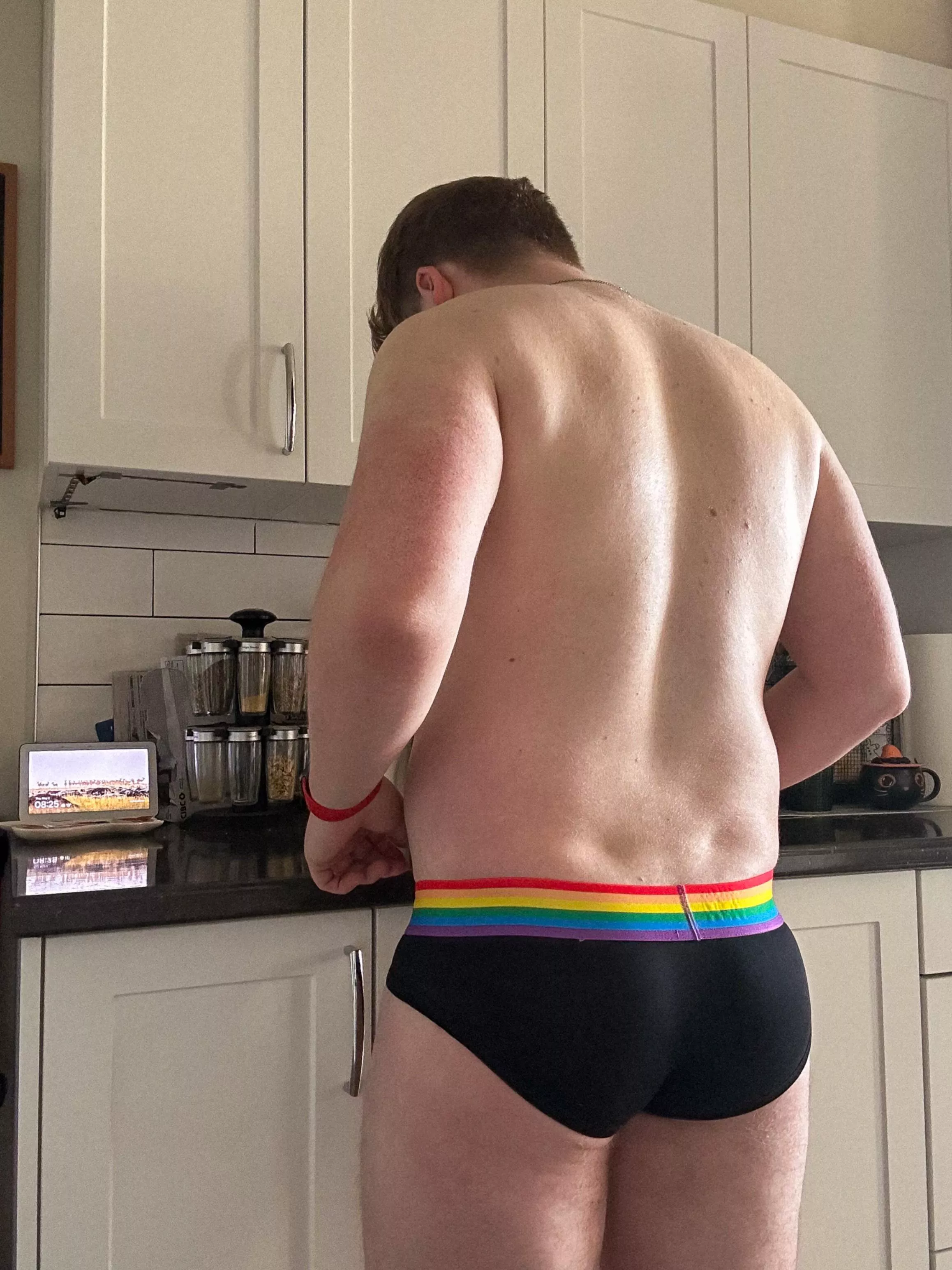 pov i’m your domestic hunk 