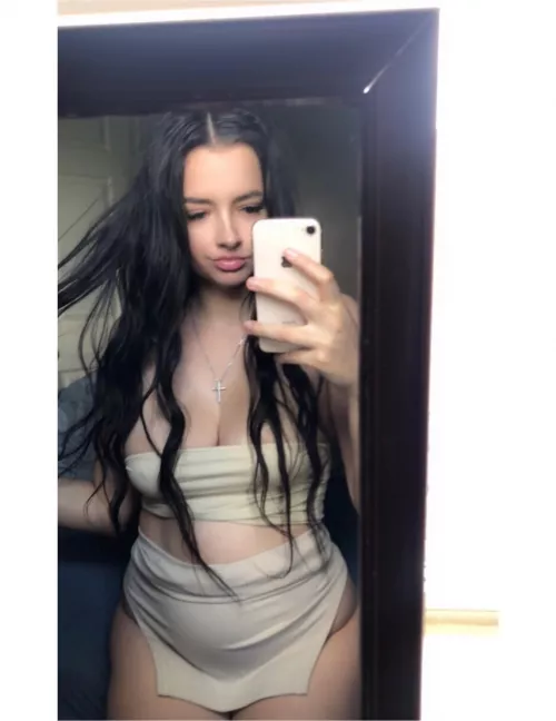 Tell me I’m a good little girl 