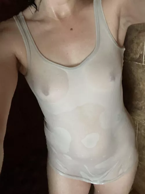 Thinking about entering a wet T-shirt contest 💦