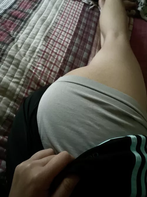 Yeah, well…  does your girlfriend have an ass like mine?(¬_¬ )