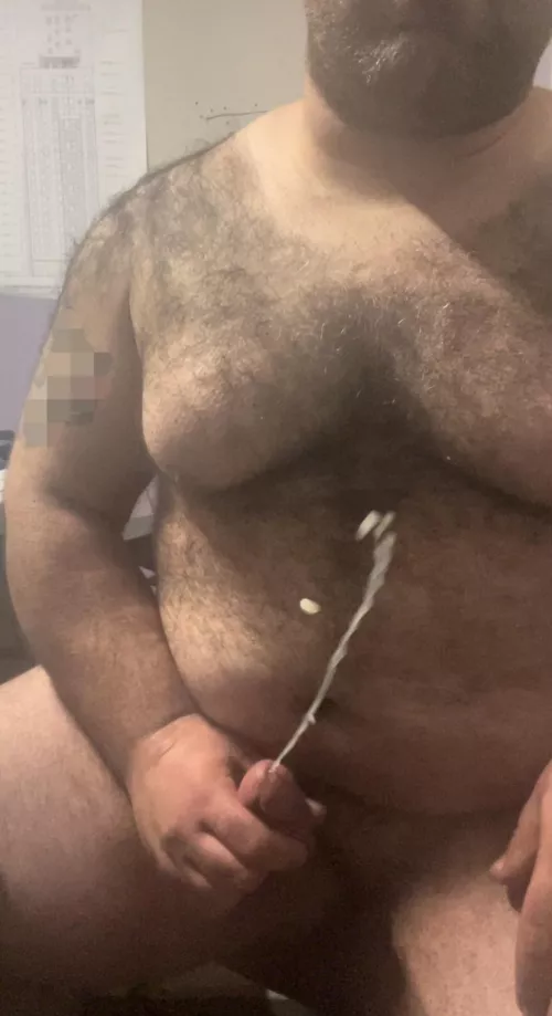 (40) Would anyone like to have breakfast in Daddy’s office?