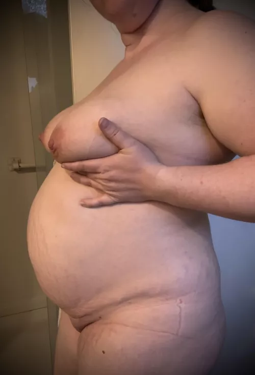 Bump is out there and tits are full